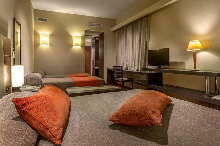 Room 13 of 49