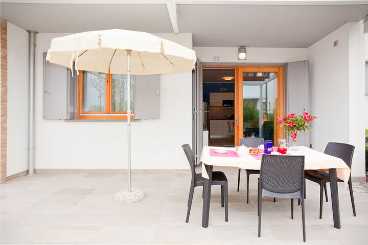Terrace/Patio 19 of 49