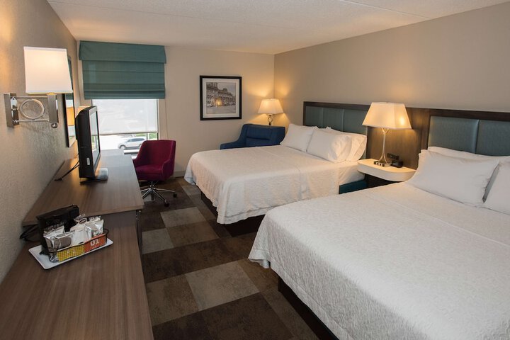2 Queen Beds (4 of 11)