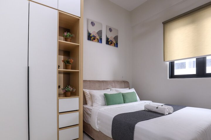 Room 10 of 201