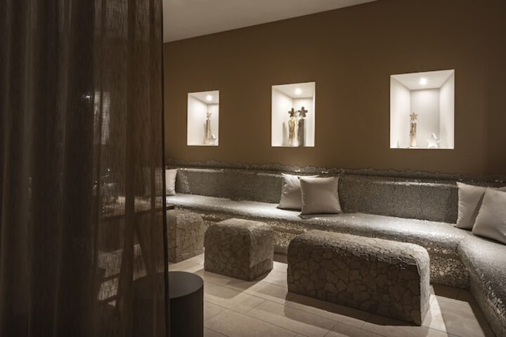 Spa 27 of 64