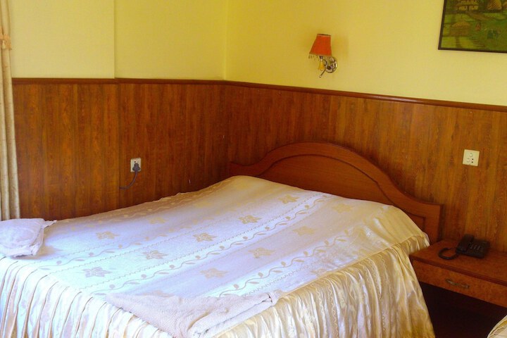 Room 18 of 161