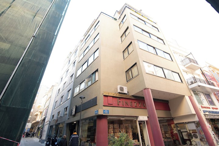 Hotel 146 of 151