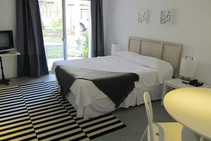 Room 10 of 65