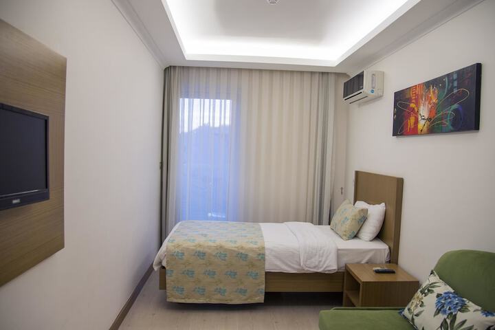 Room 17 of 62