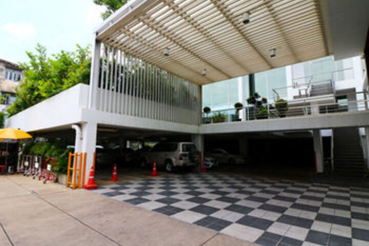 NIDA Rooms Phra Khanong Culture