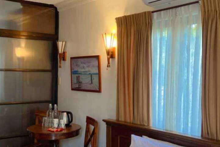 Room 29 of 84