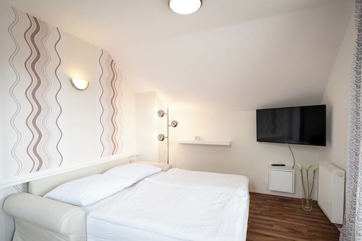 Room 56 of 140