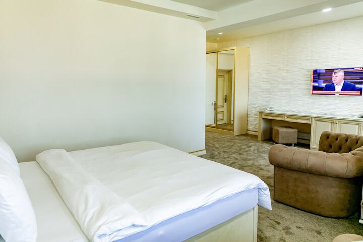 Room 21 of 59