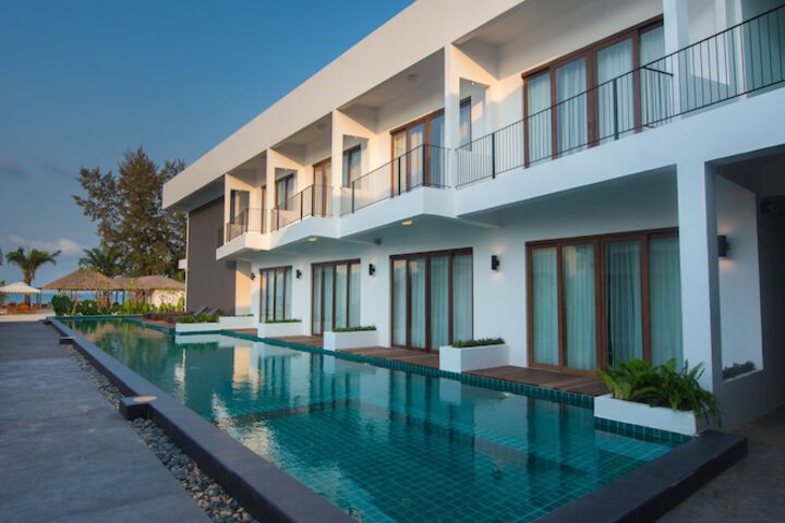 Pool 63 of 104