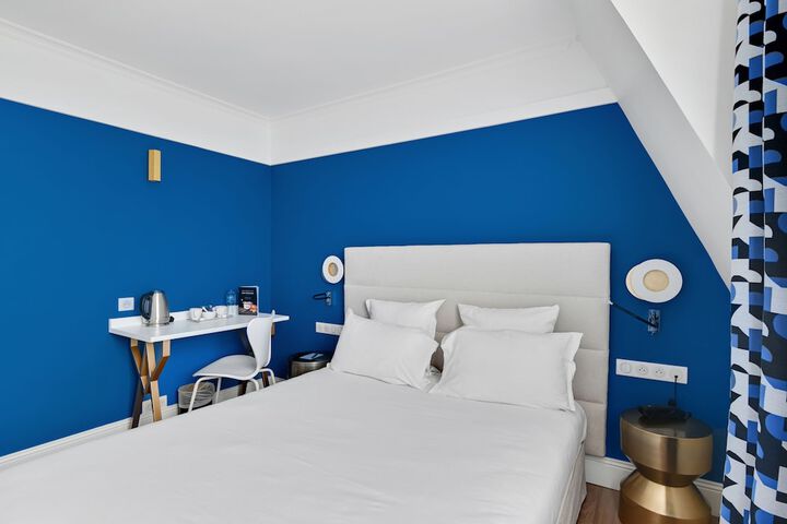Room 21 of 66