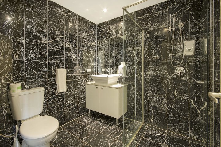 Room 60 of 73