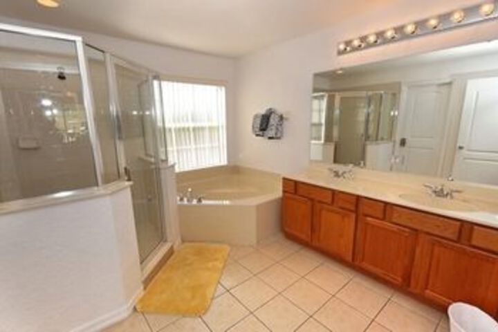 Room 2 of 36