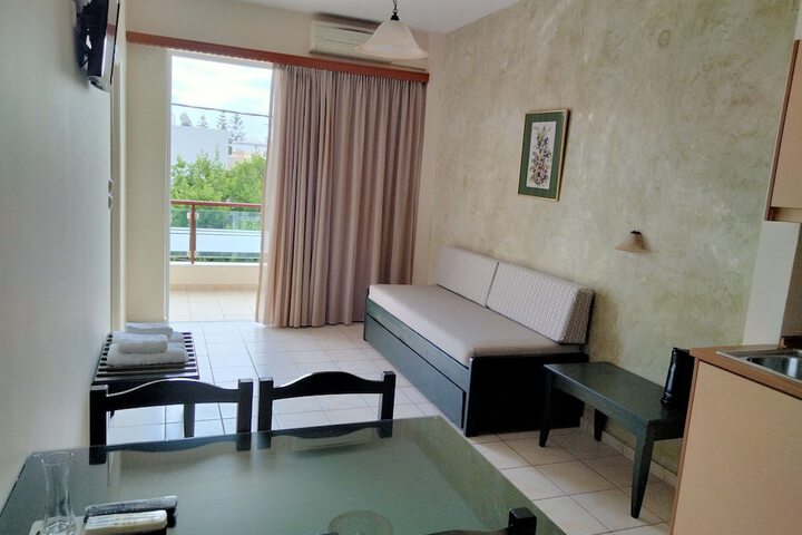 Room 16 of 95