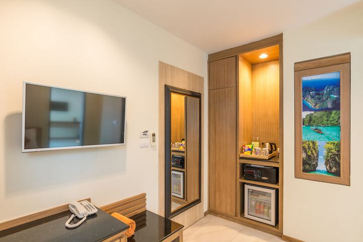 Room 30 of 149