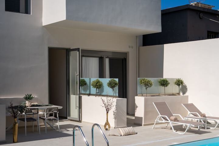 Pool 46 of 68