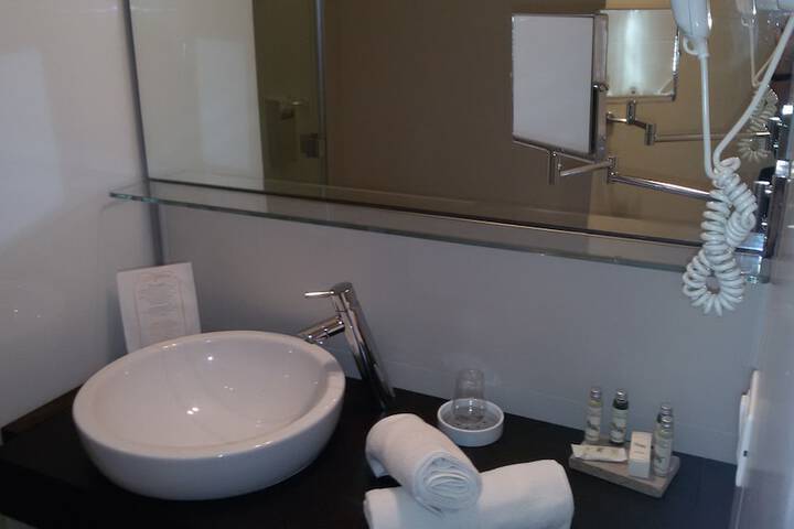 Clean Restrooms