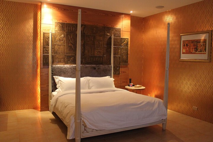 Room 17 of 62