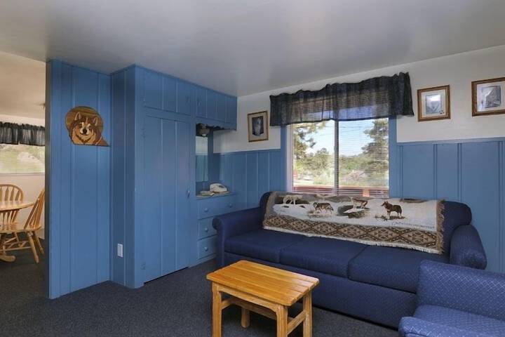 Room 100 of 175