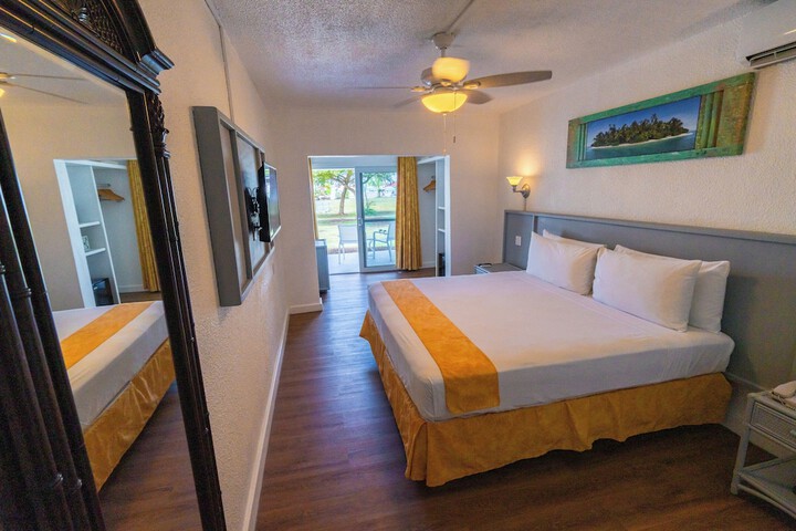 Room 16 of 111