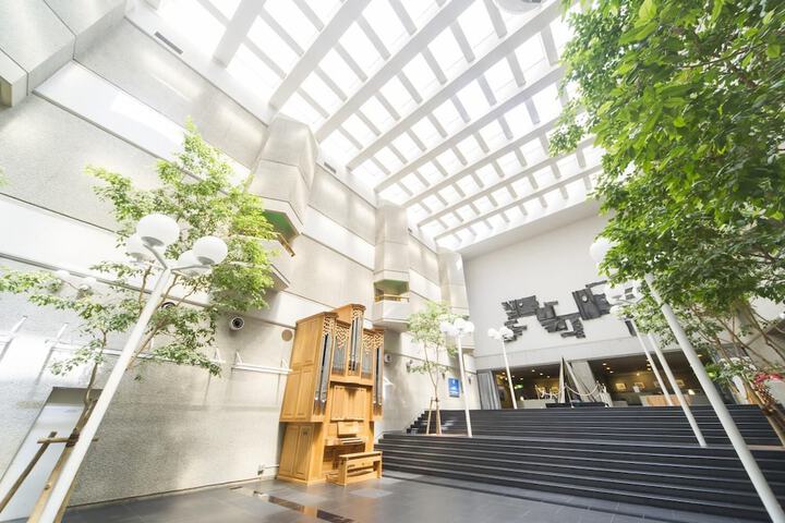 Lobby Entry
