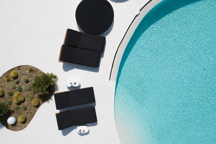 Pool 89 of 115