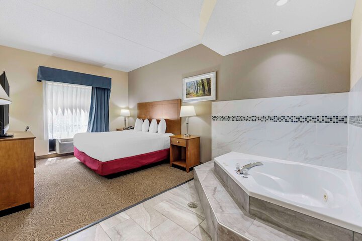 Room 8 of 29