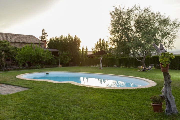 Pool 19 of 34