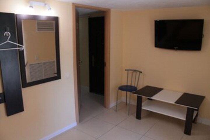 Room 107 of 113