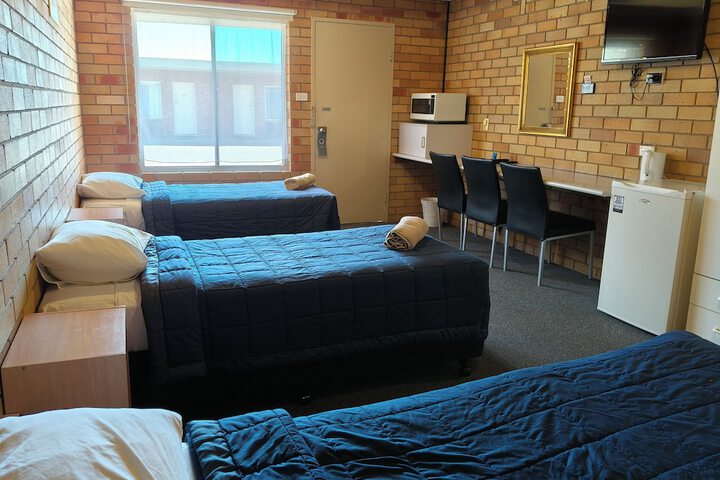 Room 10 of 43