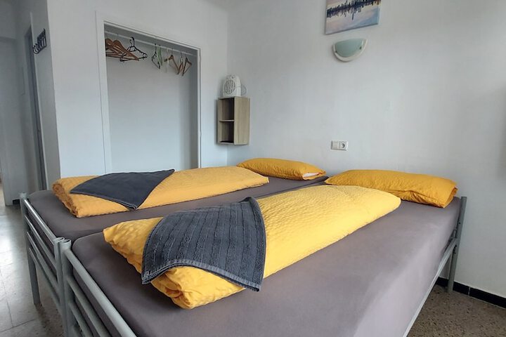 Room 5 of 41