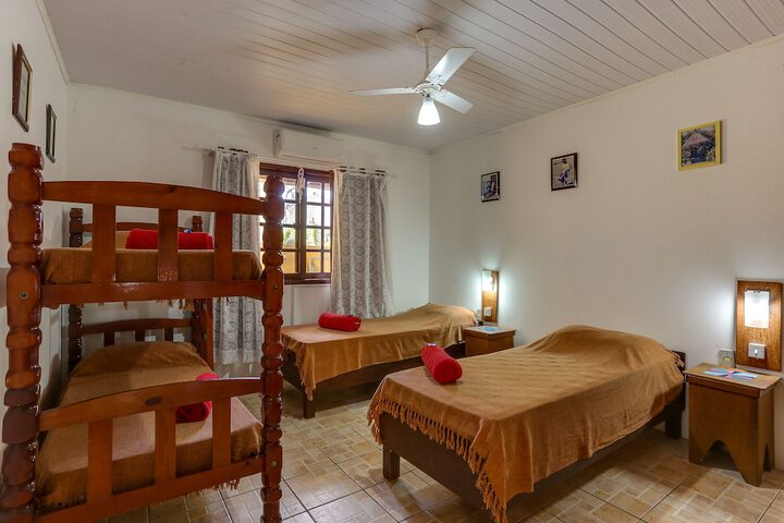 Room 10 of 60