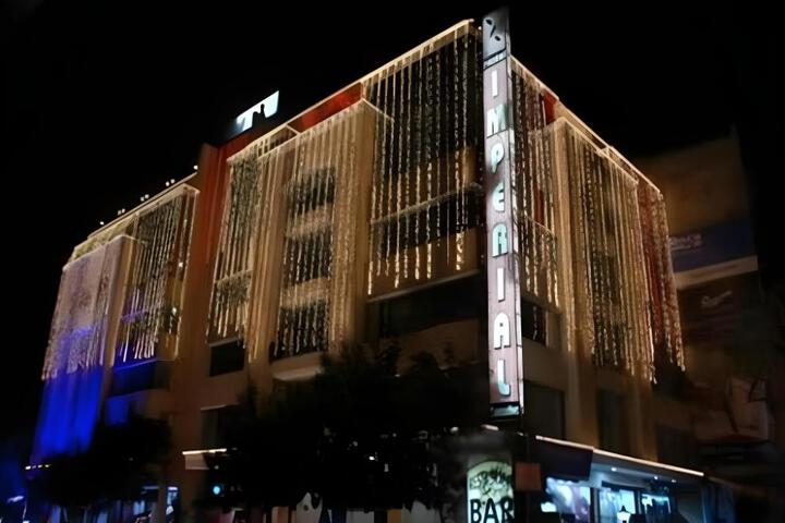 Hotel Imperial Blue