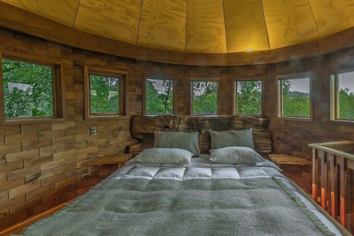 Room 3 of 23
