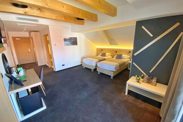 Room 18 of 71