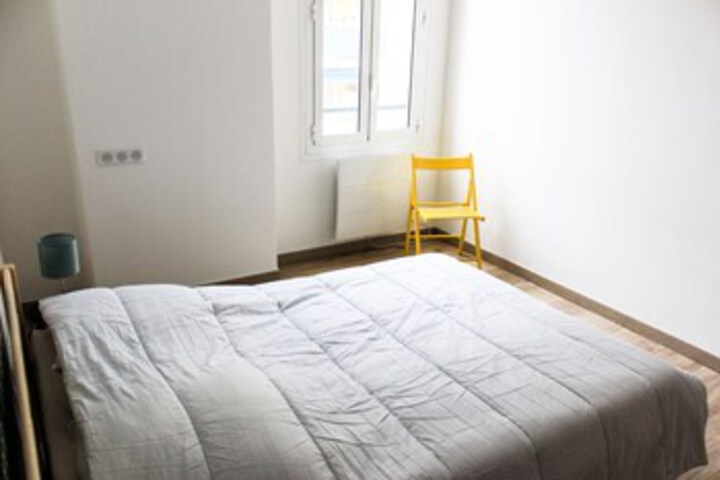 Room 7 of 19