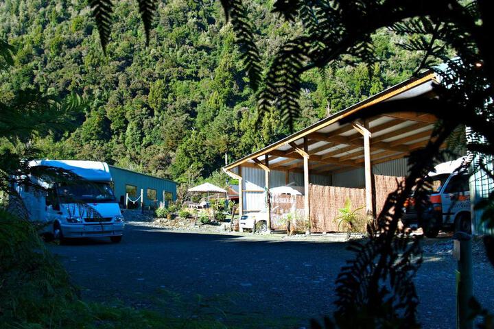 Image of Jacksons Retreat Alpine Holiday Park