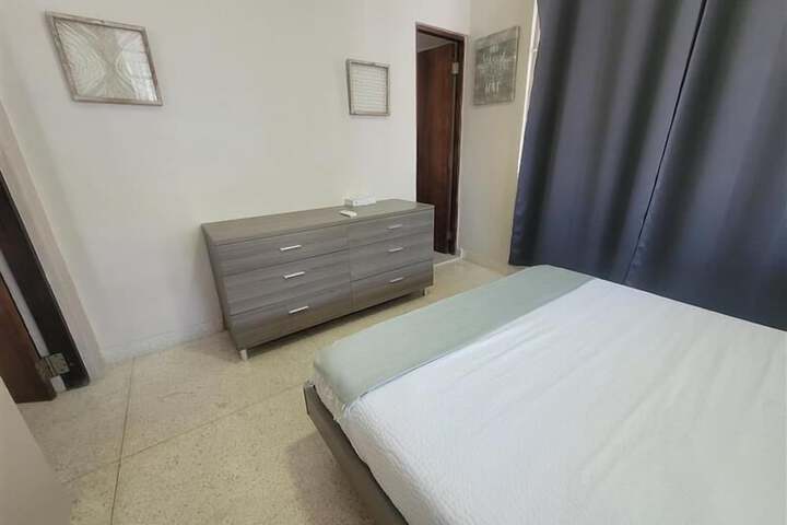 Room 6 of 31