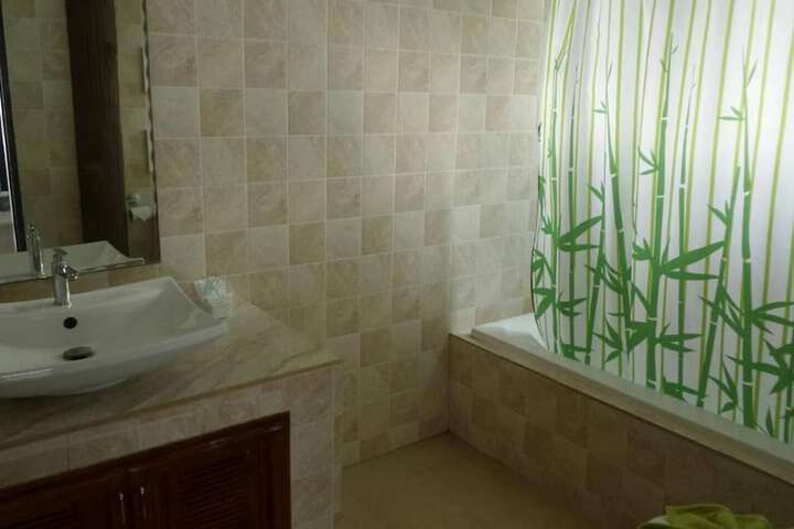 Room 53 of 64