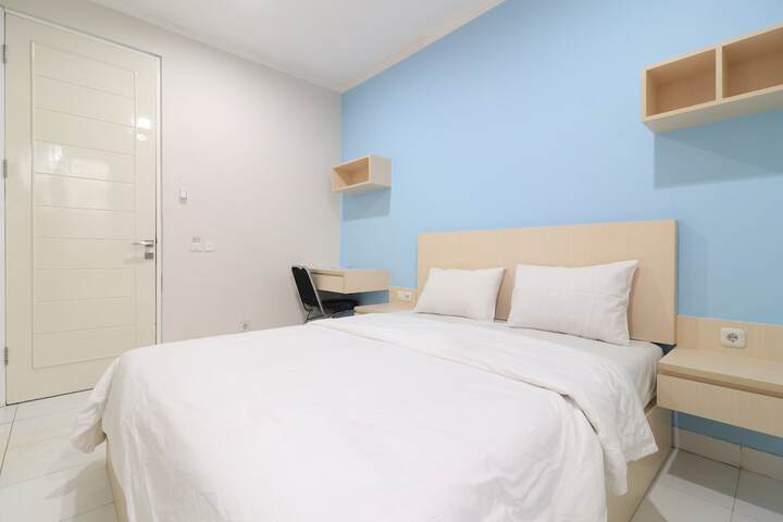 Room 4 of 27