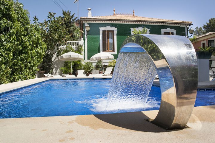 Pool 40 of 45