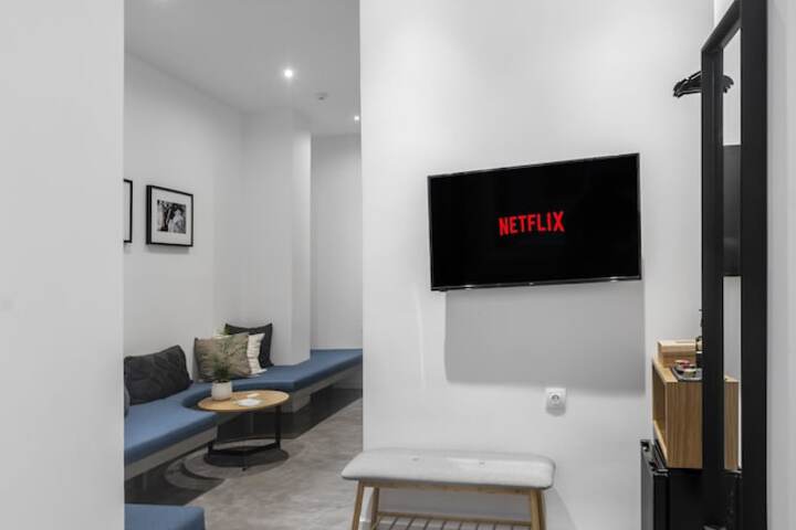 Room 20 of 100