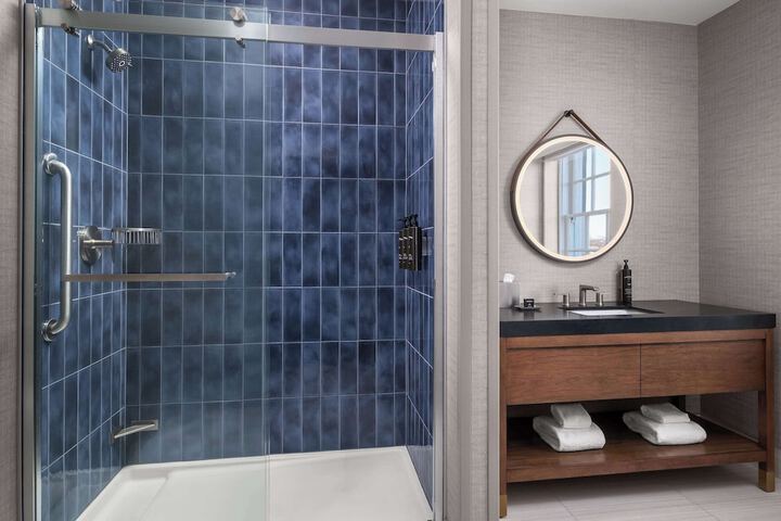 Bathroom shower