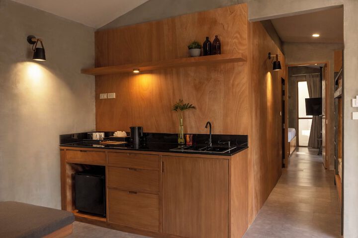 Room 20 of 99