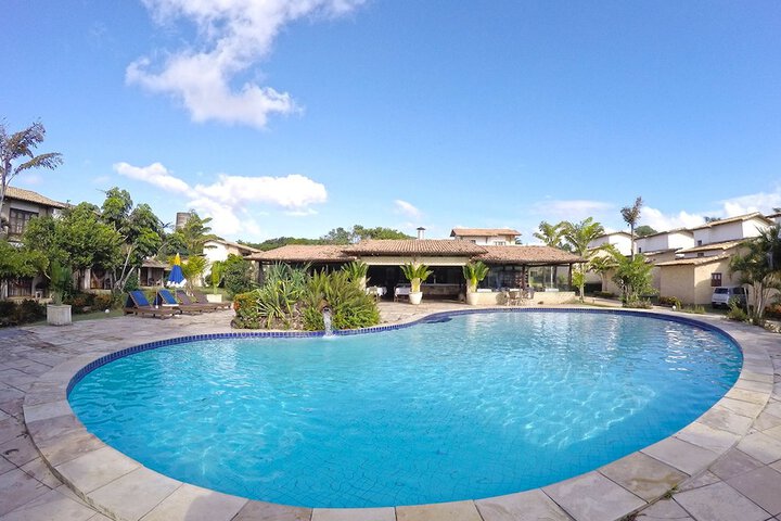 Pool 33 of 50