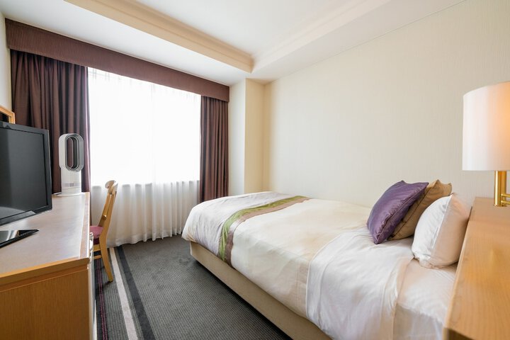 Room 14 of 92