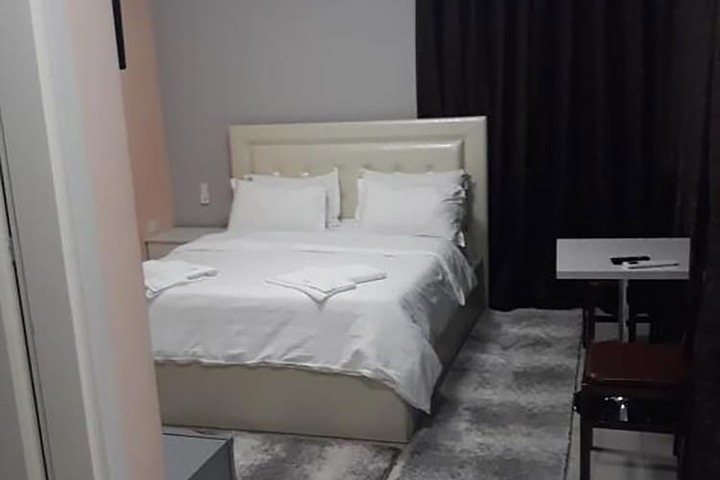 Room 17 of 139