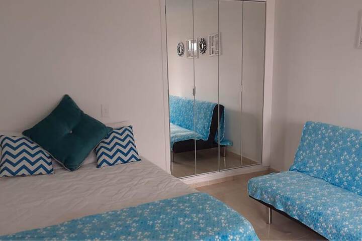 Room 33 of 72