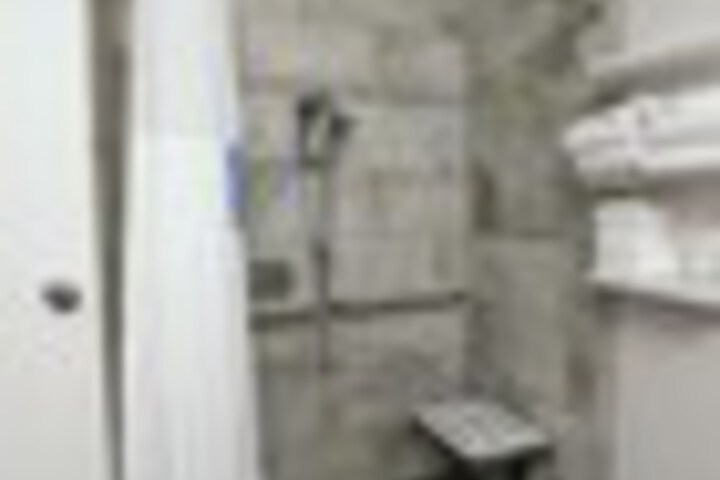 Room 44 of 105