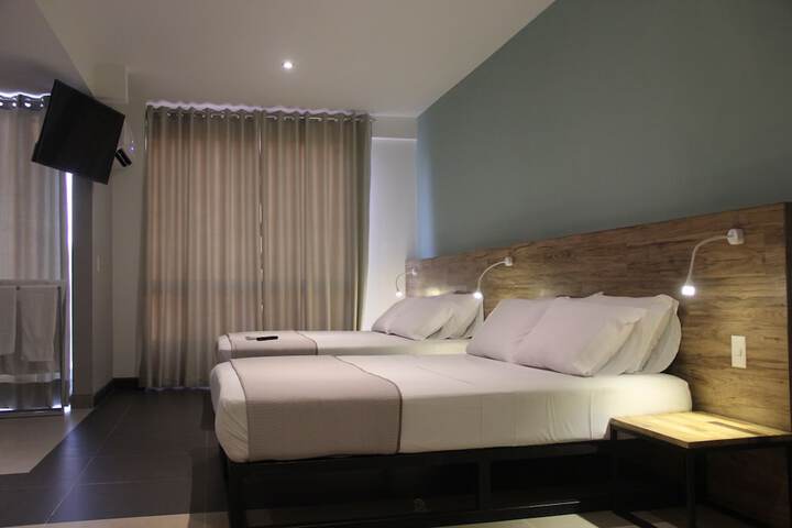 Room 42 of 118